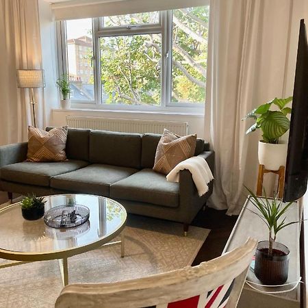 Newly Refurbished 2 Bedroom Apartment In South لندن المظهر الخارجي الصورة
