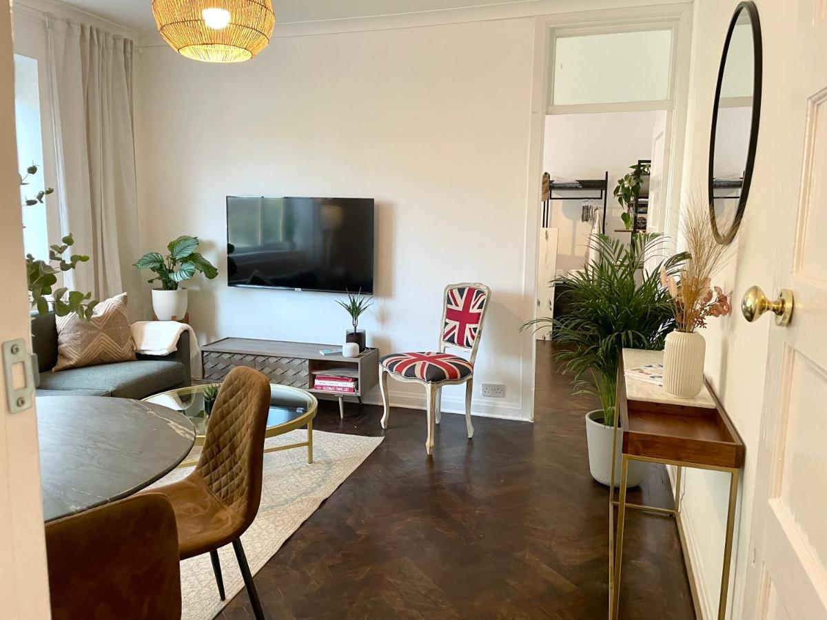Newly Refurbished 2 Bedroom Apartment In South لندن المظهر الخارجي الصورة