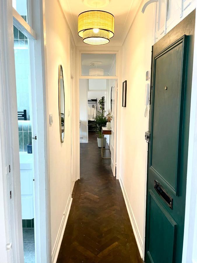 Newly Refurbished 2 Bedroom Apartment In South لندن المظهر الخارجي الصورة